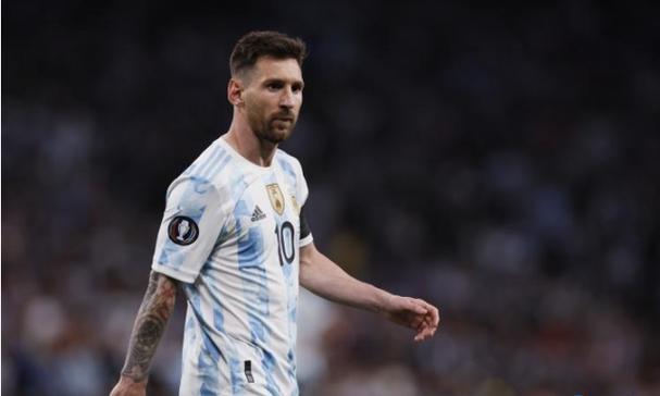 阿斯跟队：范戴克上赛季拼尽全力想加盟皇马，但被皇马拒绝